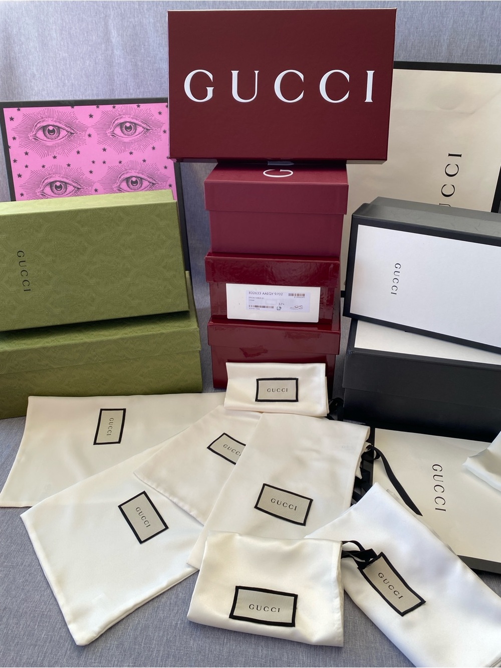 Authentic Burberry | Empty Gift Box + Tissue Ribbon Note Card Envelope - Picture 14 of 16